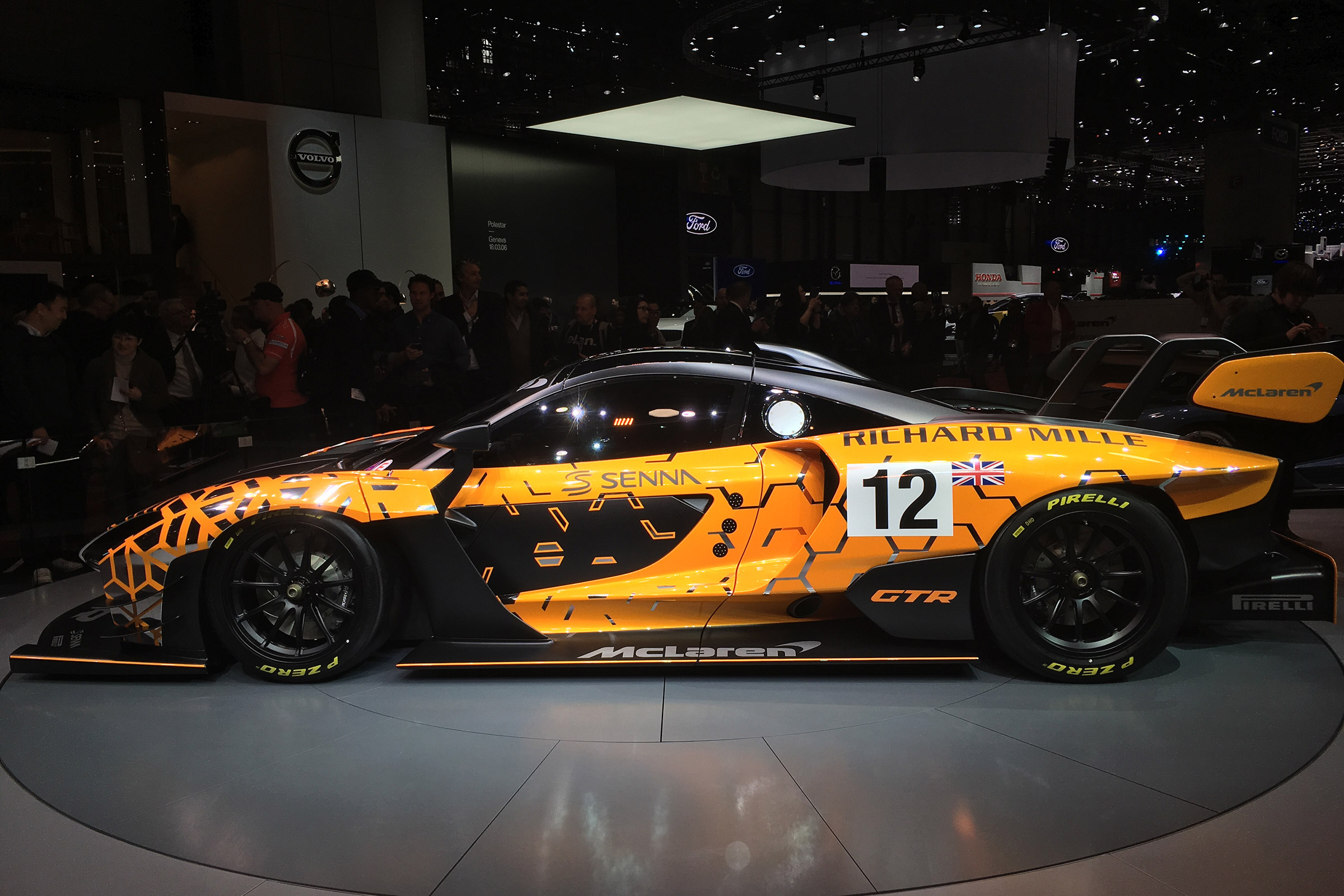 McLaren Senna GTR Live - side