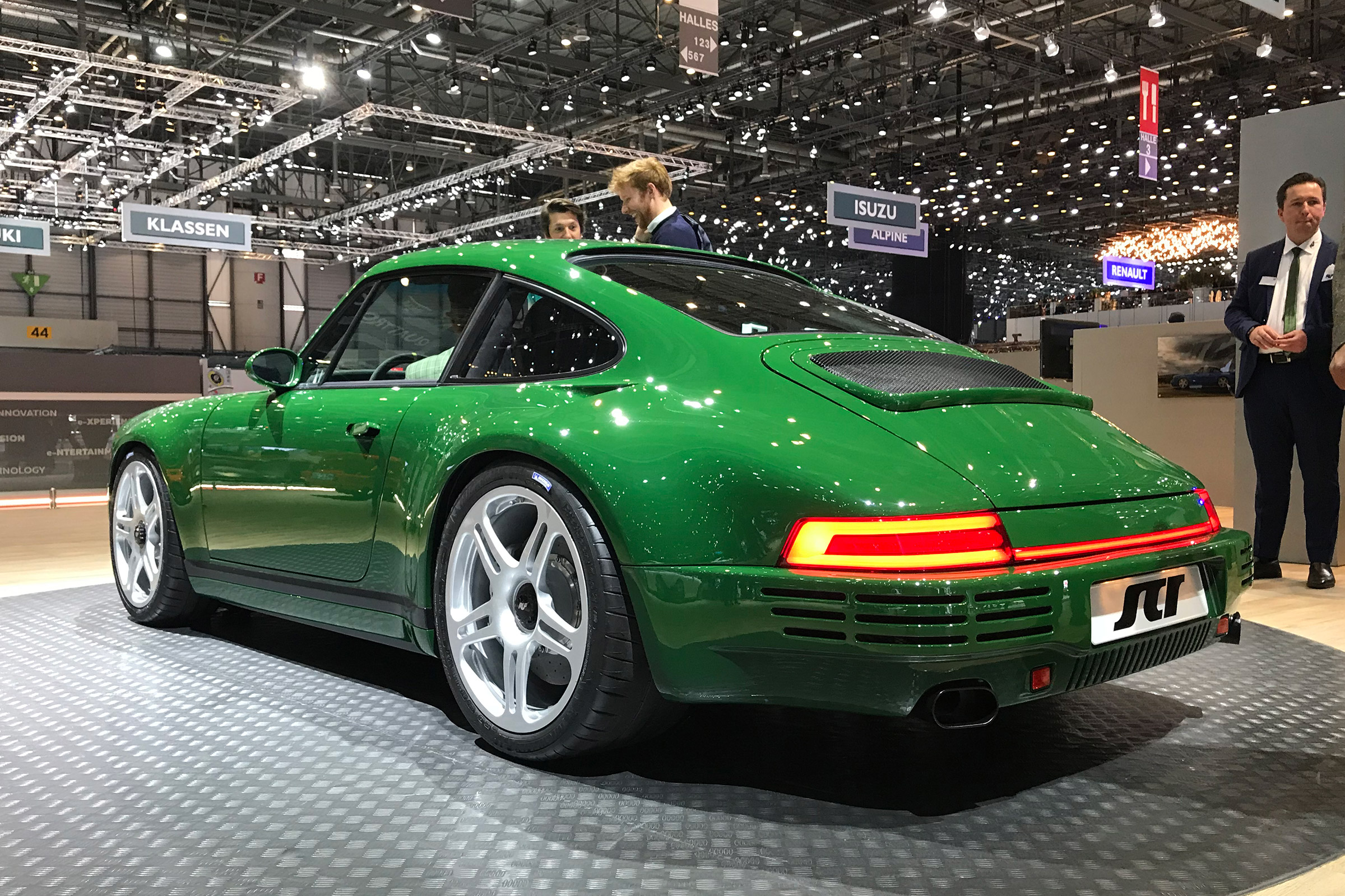 Ruf SCR live - rear