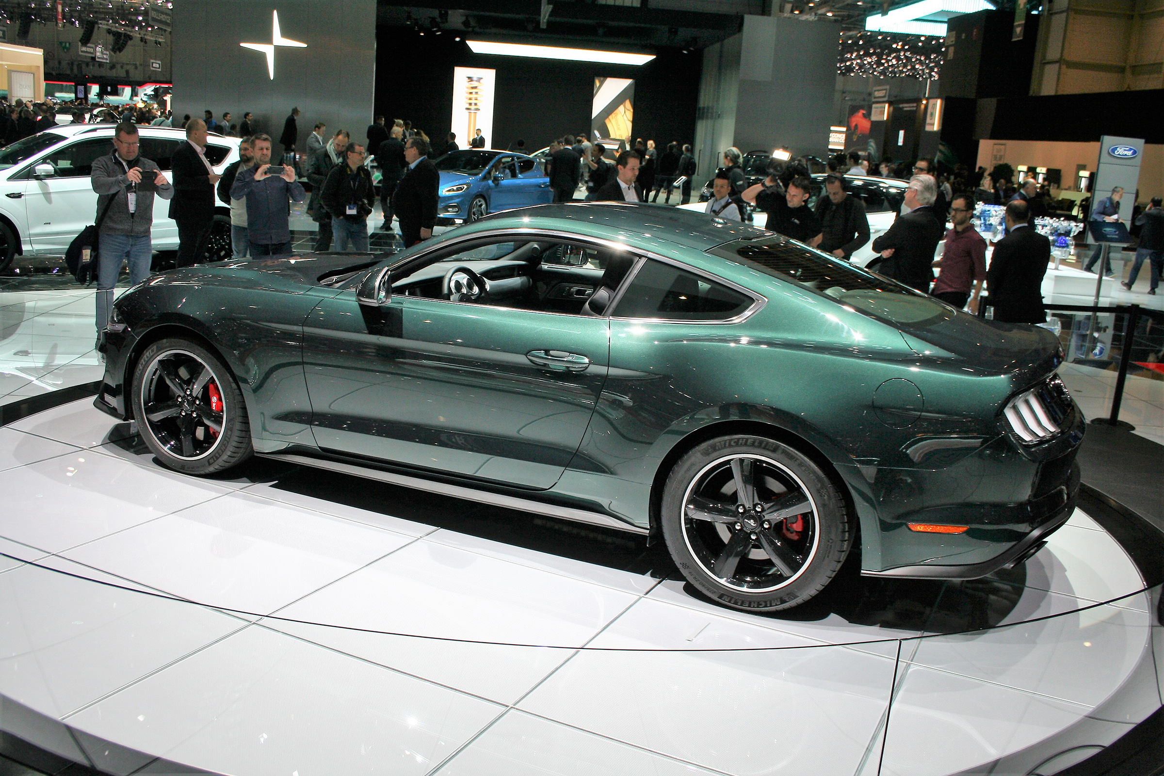 Ford Mustang Bullitt – rear quarter
