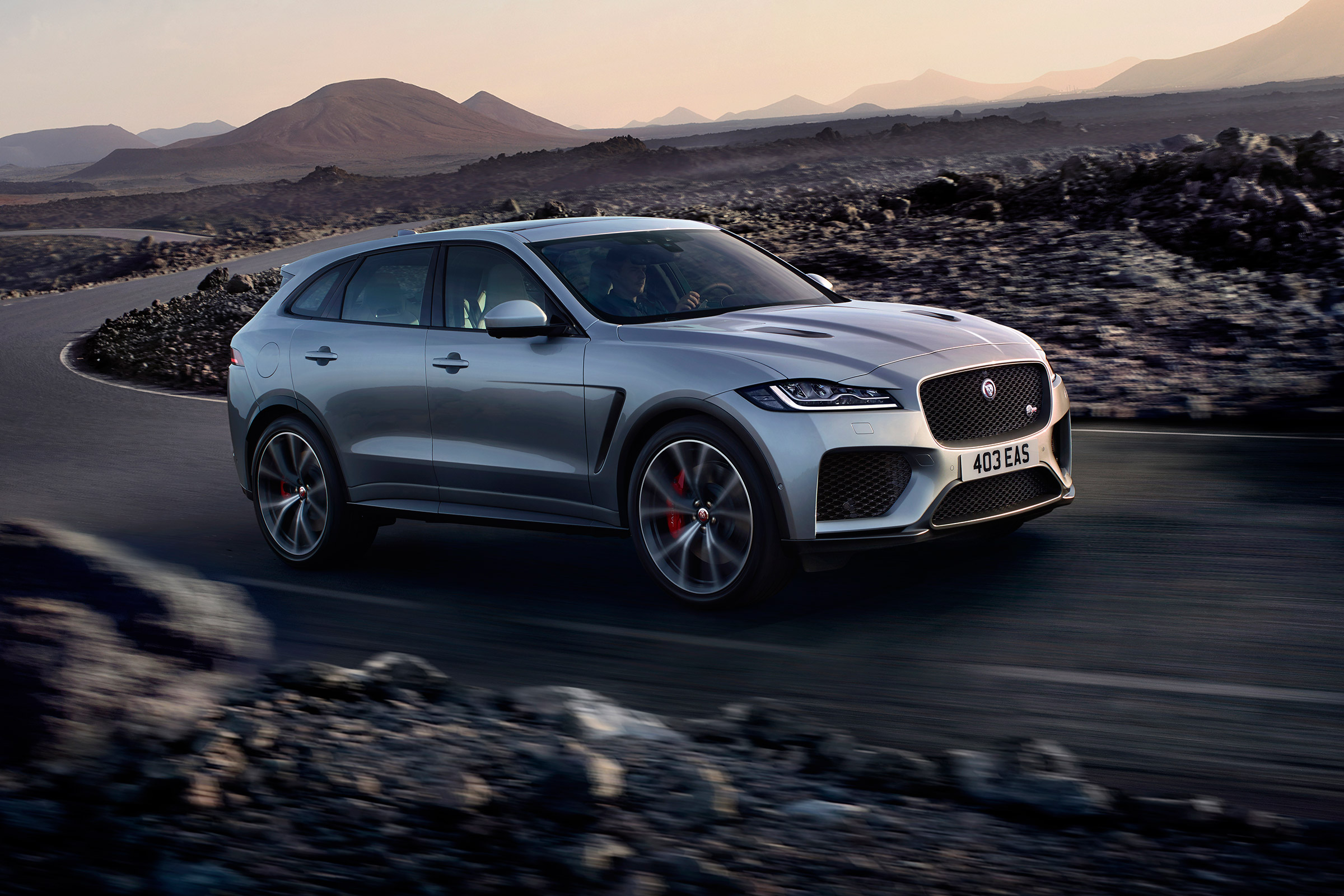 Jaguar F-Pace SVR - front quarter