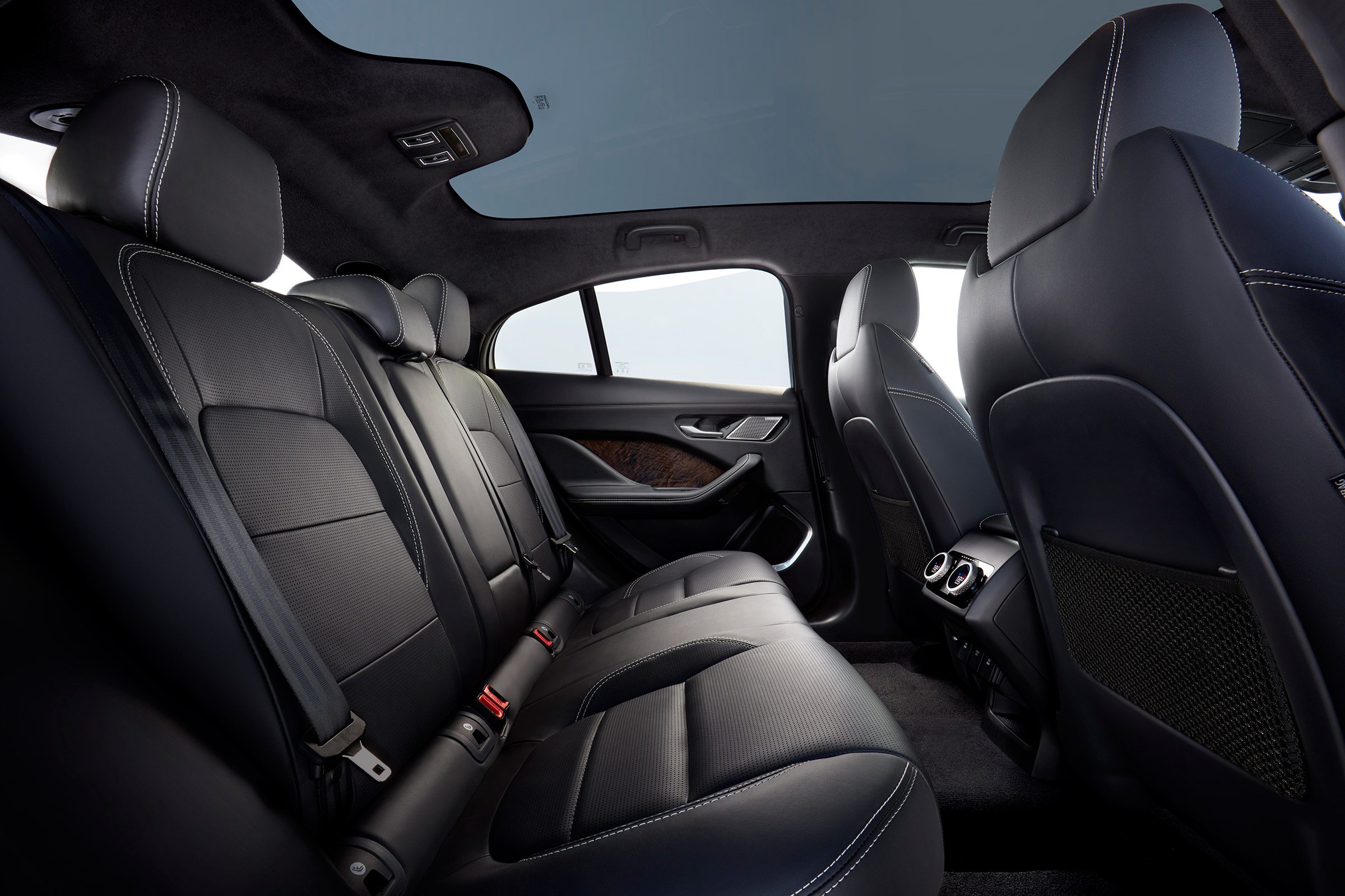 Jaguar i-Pace - rear seats