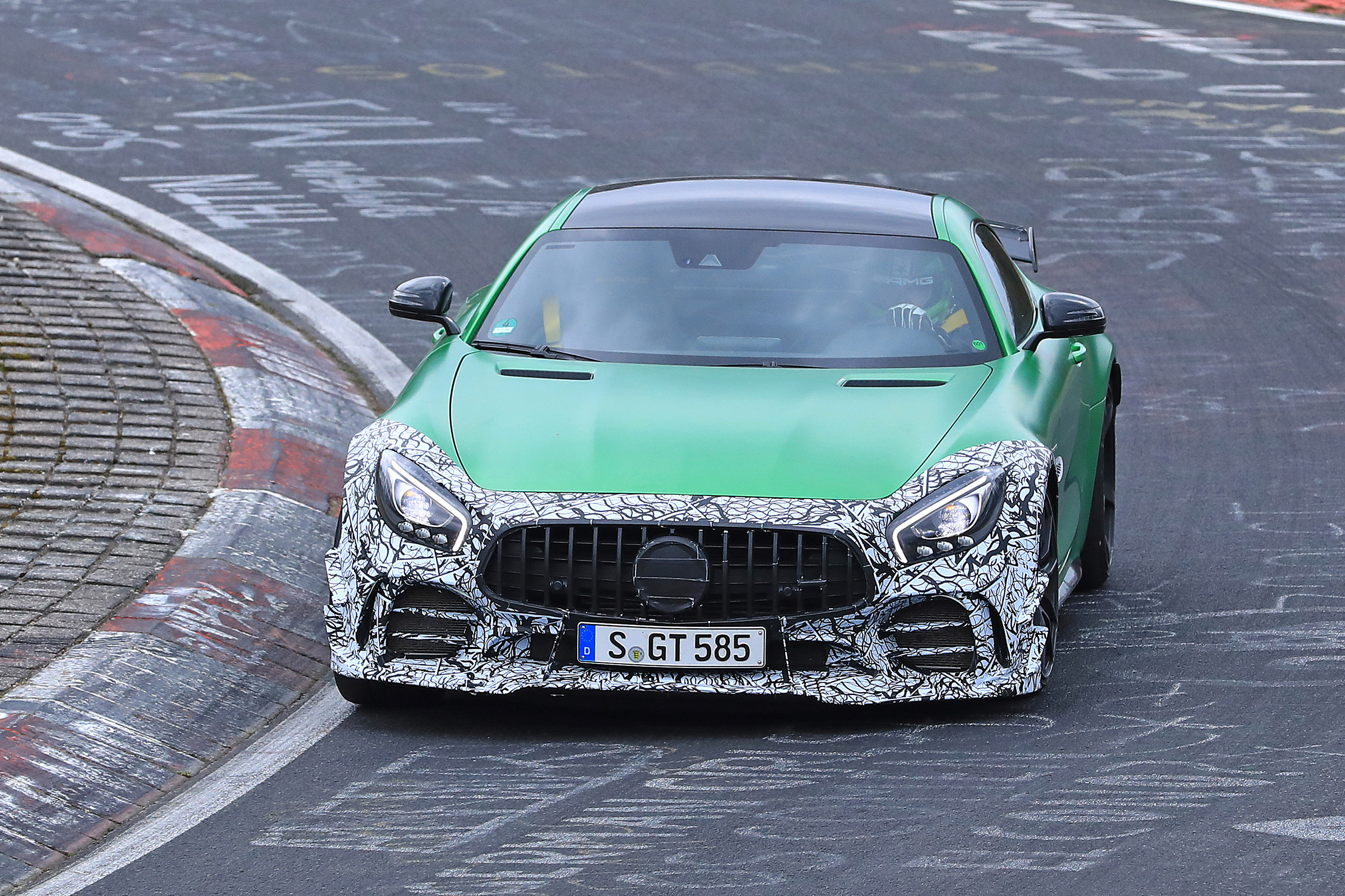 Mercedes-AMG GT R spy 2018 - front
