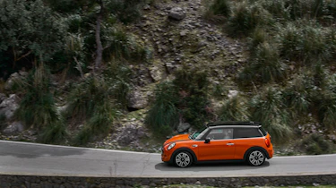 2018 Mini Cooper S hatch - side