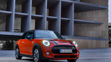 2018 Mini Cooper S hatch - static quarter