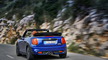 2018 Mini Cooper S hatch - cab