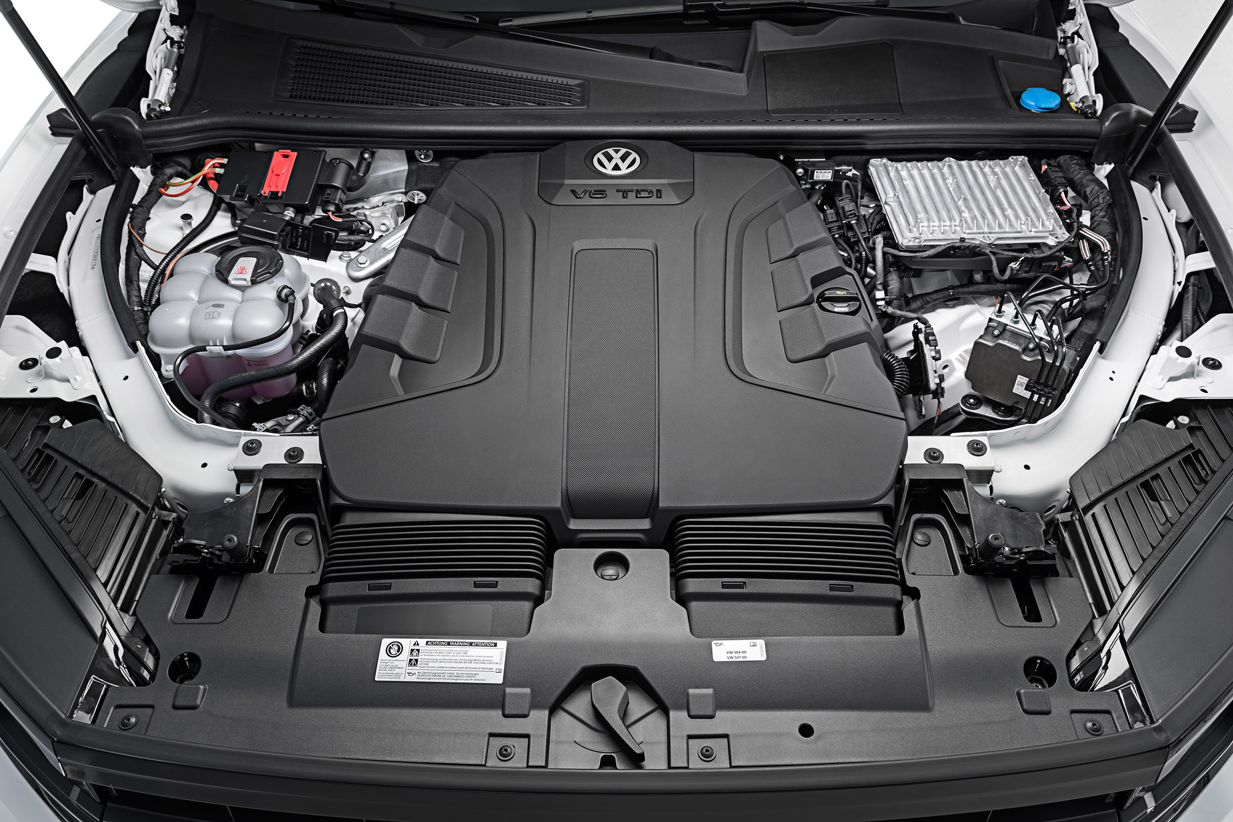 Volkswagen Touareg R-Line - engine