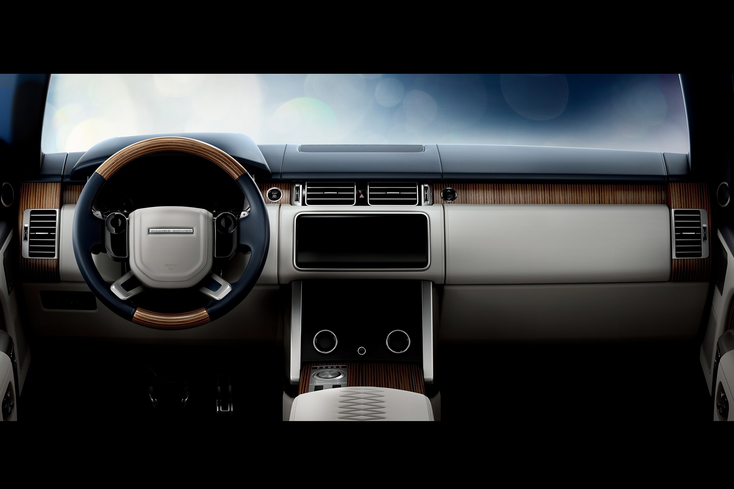 Range Rover Coupe SV - dash