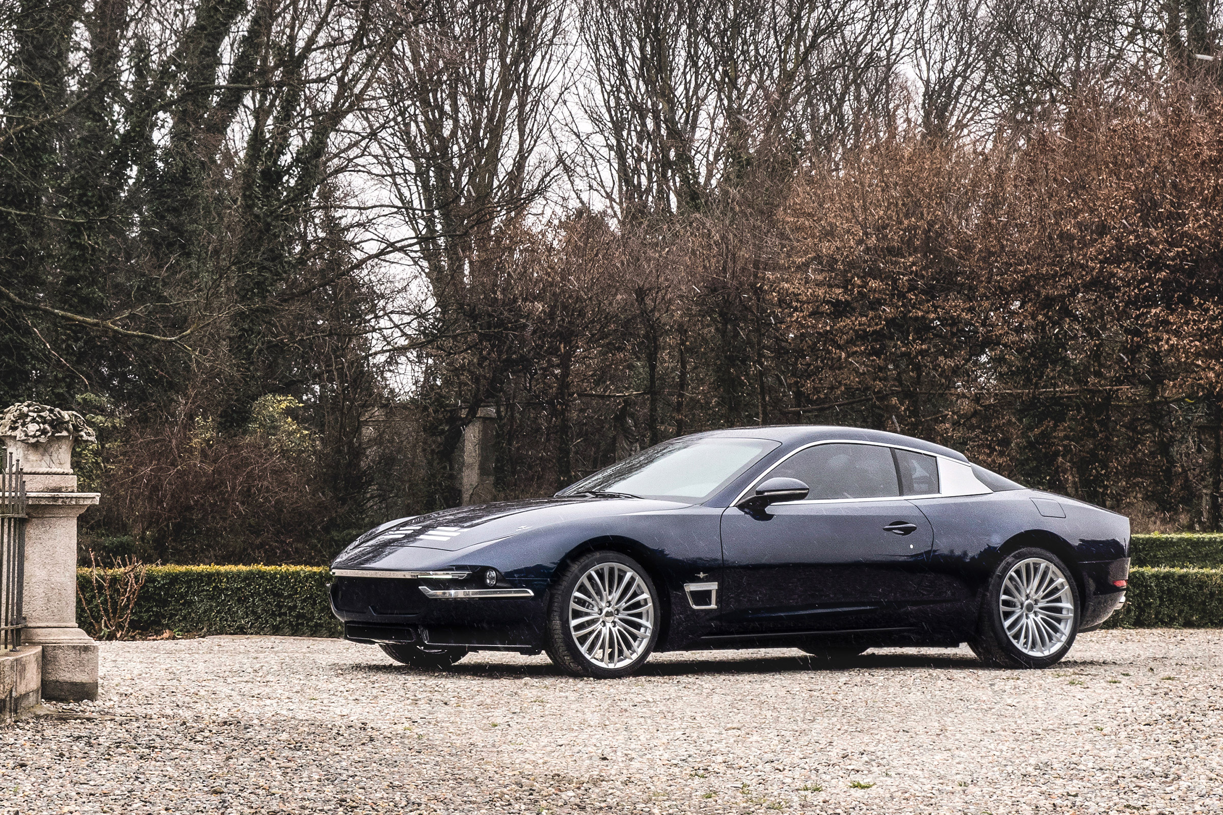 Touring Superleggera Sciadipersia - side