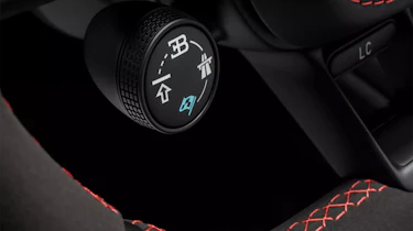 Bugatti Chiron Sport – steering-wheel drive mode wheel