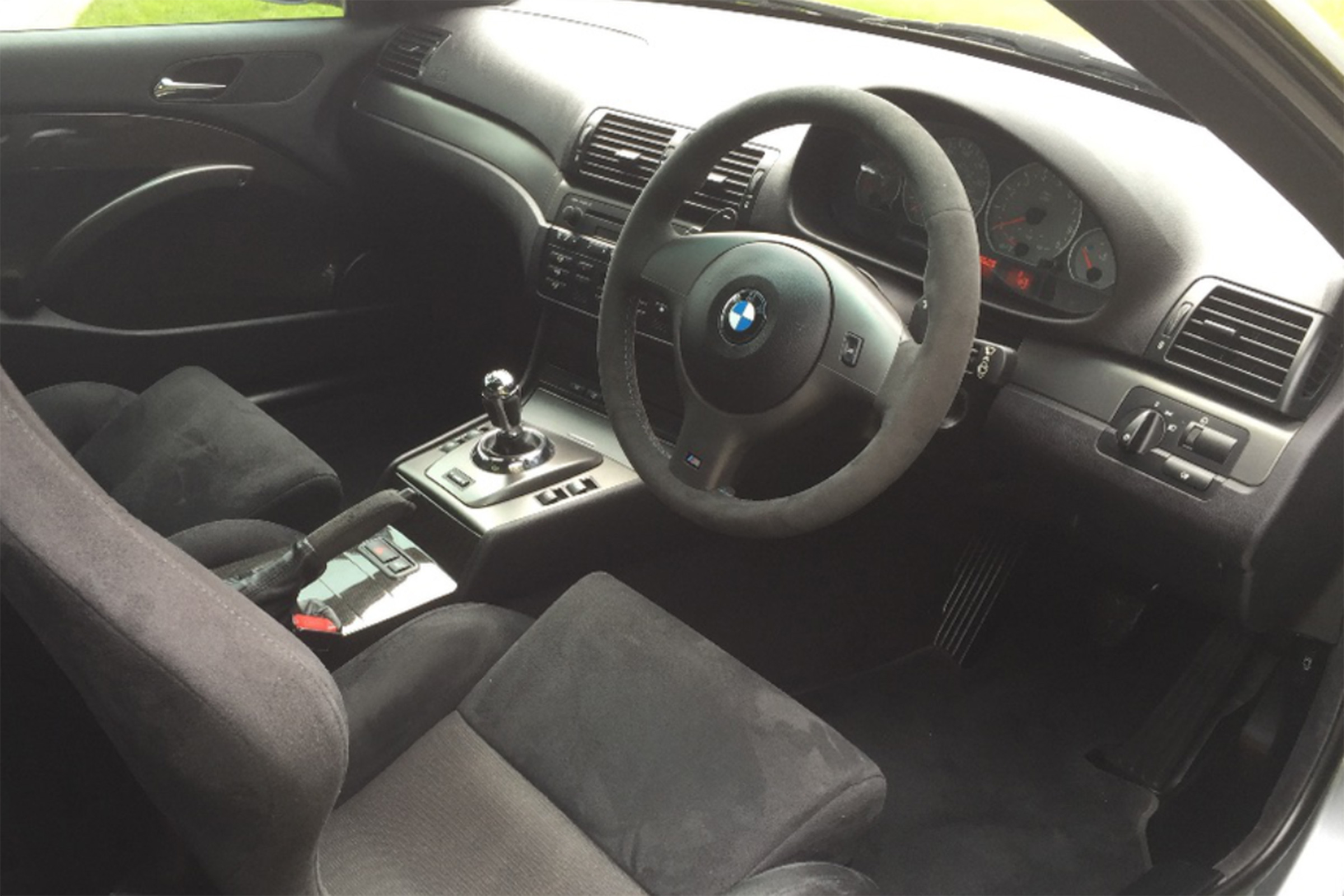 BMW M3 CSL – interior