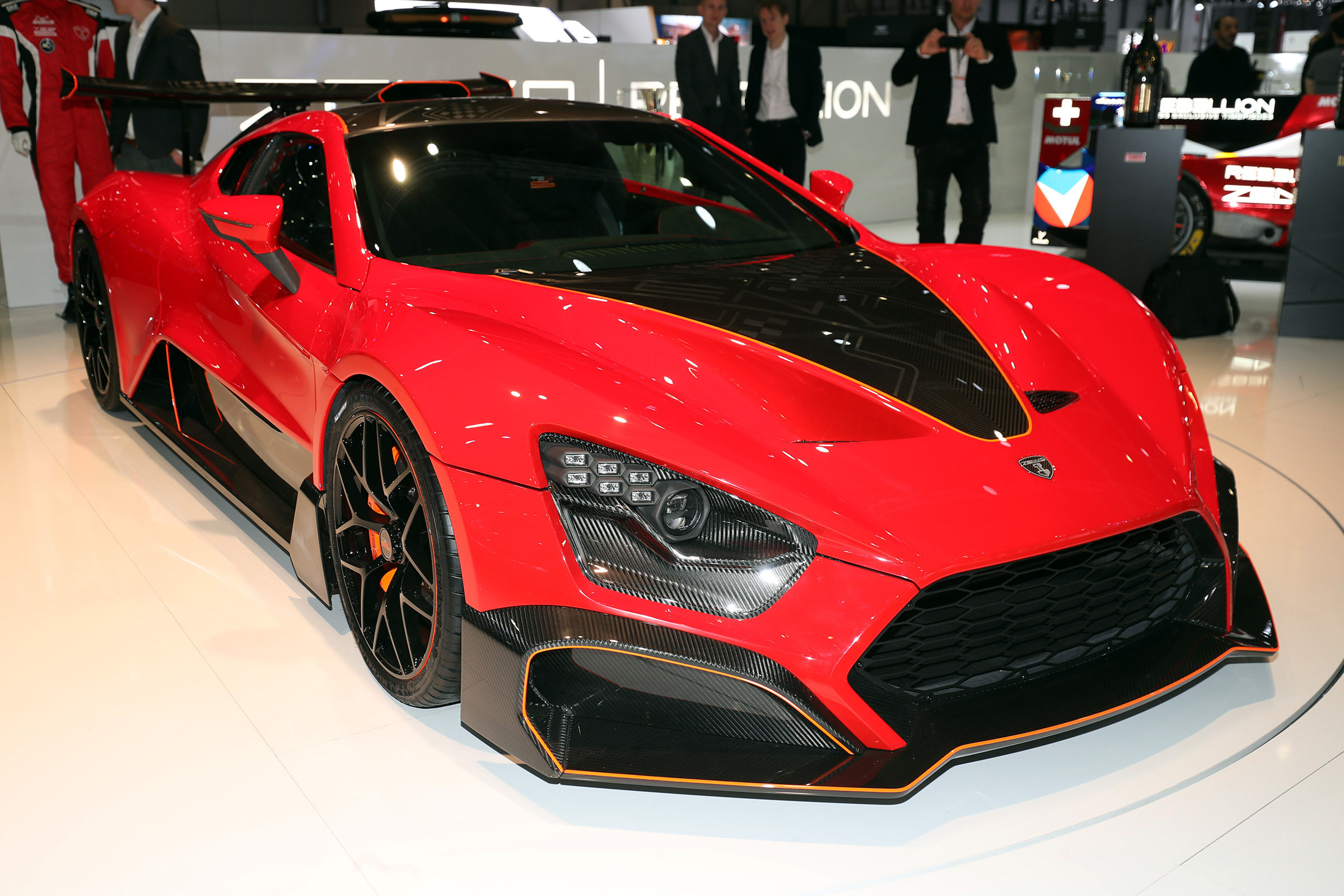 Zenvo TSR-S – front quarter