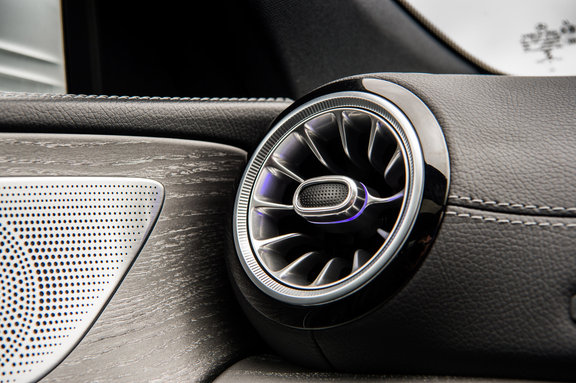 Mercedes-Benz CLS 400d vent