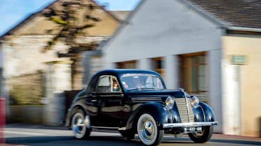 1947 Renault Juvaquatre