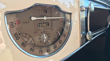 1947 Renault Juvaquatre
