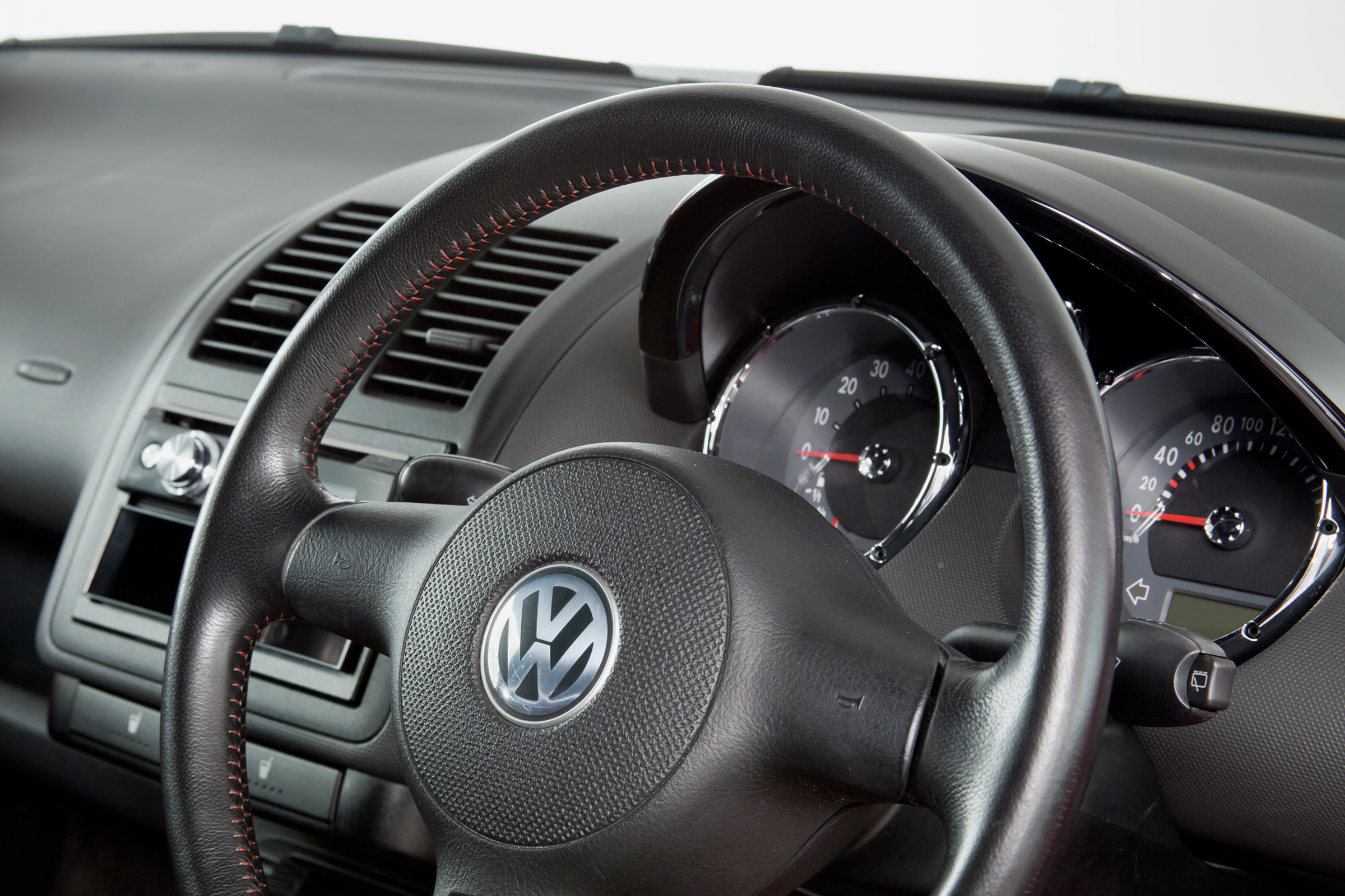 Volkswagen Lupo GTI – steering wheel