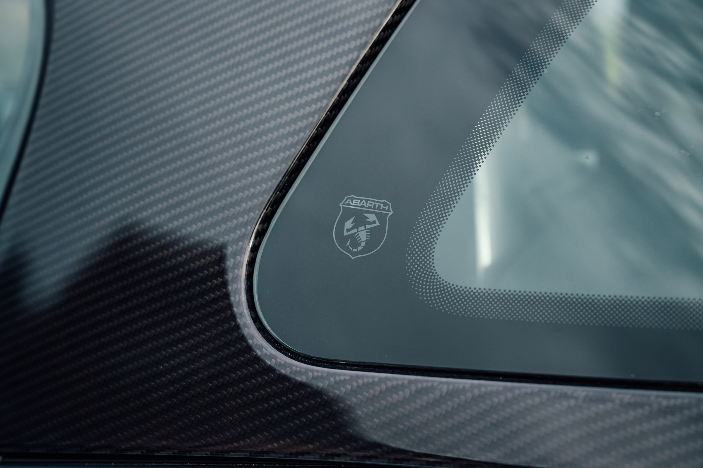 Abarth 124 GT roof