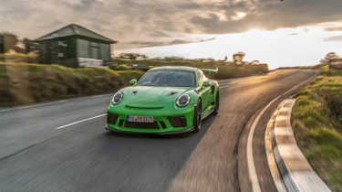Porsche 911 GT3 RS 991.2 - front