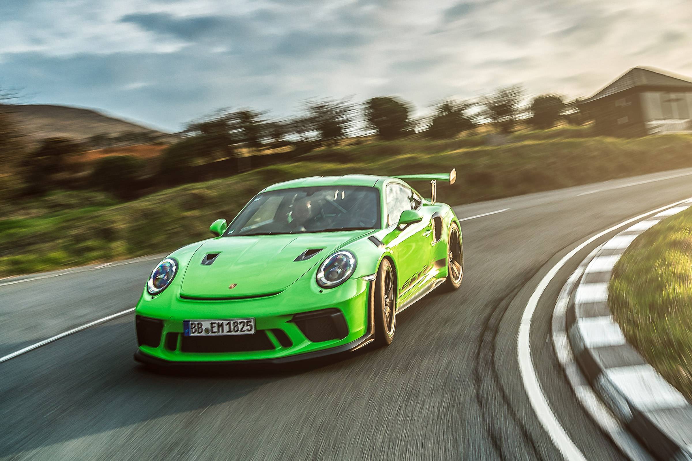 Porsche 911 GT3 RS 991.2 - front