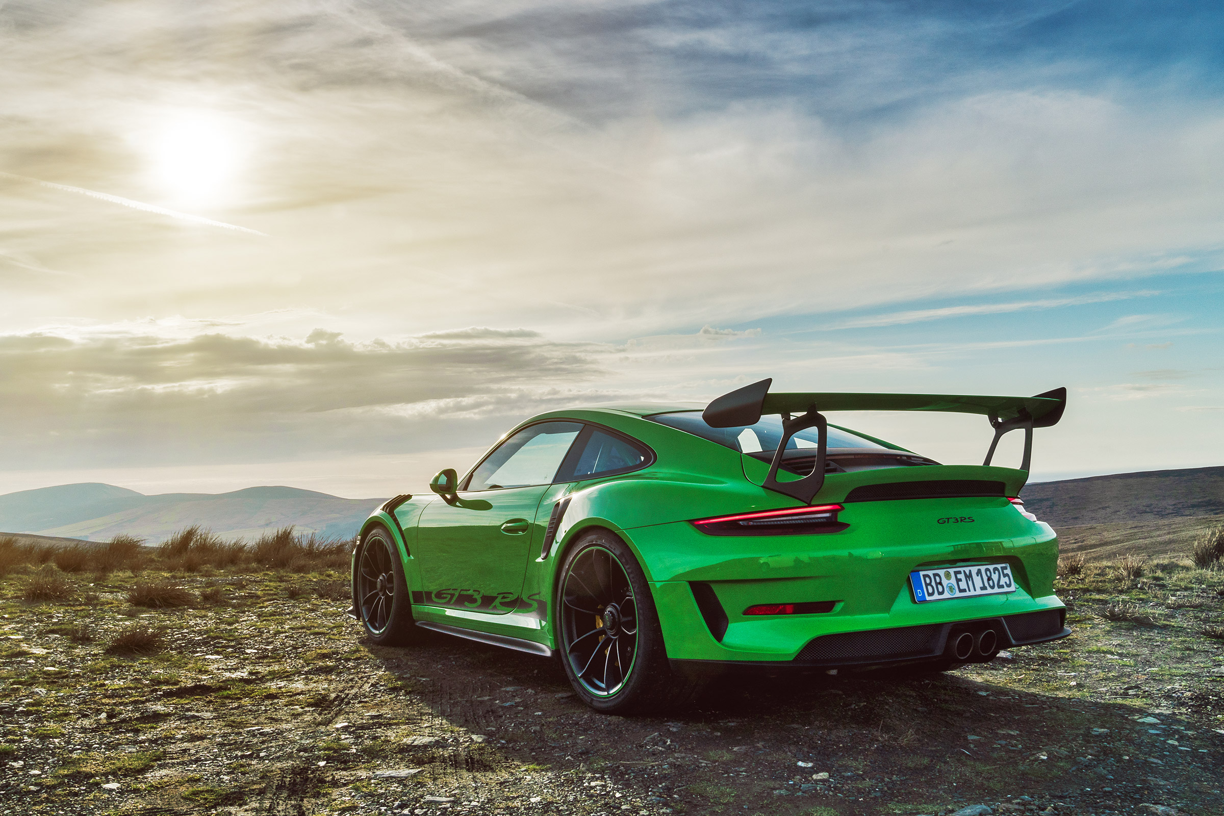 Porsche 911 GT3 RS 991.2 - rear quarter static