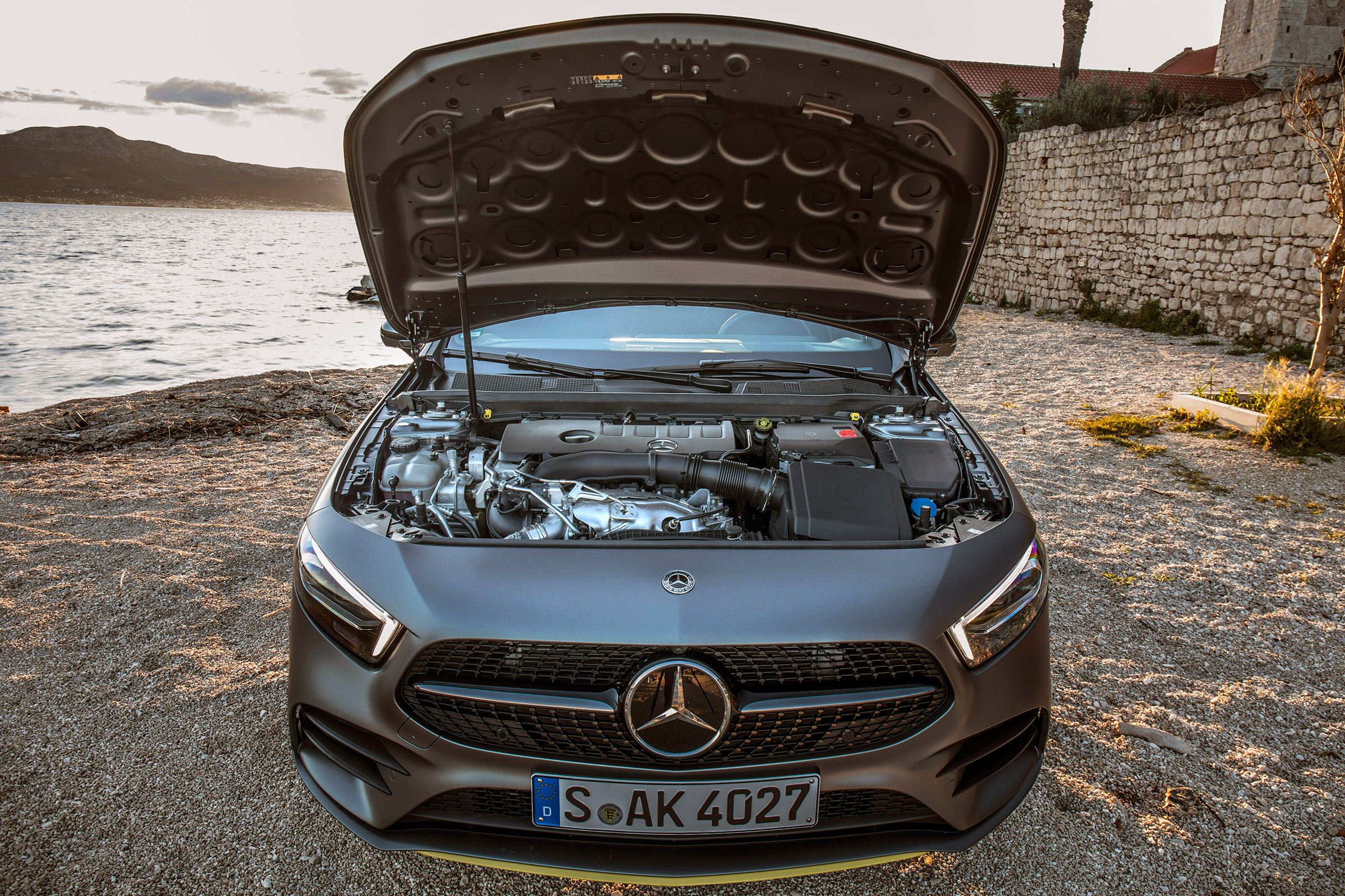Mercedes A-class - bonnet