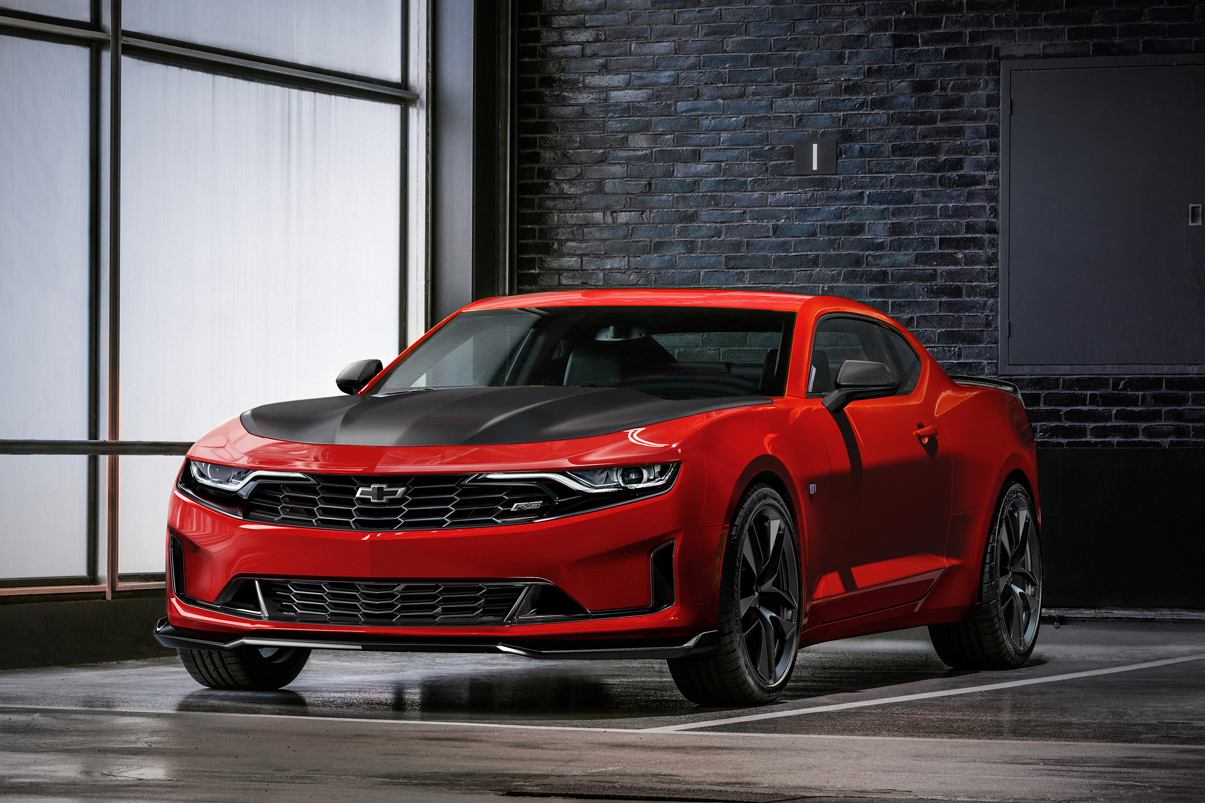 Chevrolet Camaro MY19 - front quarter