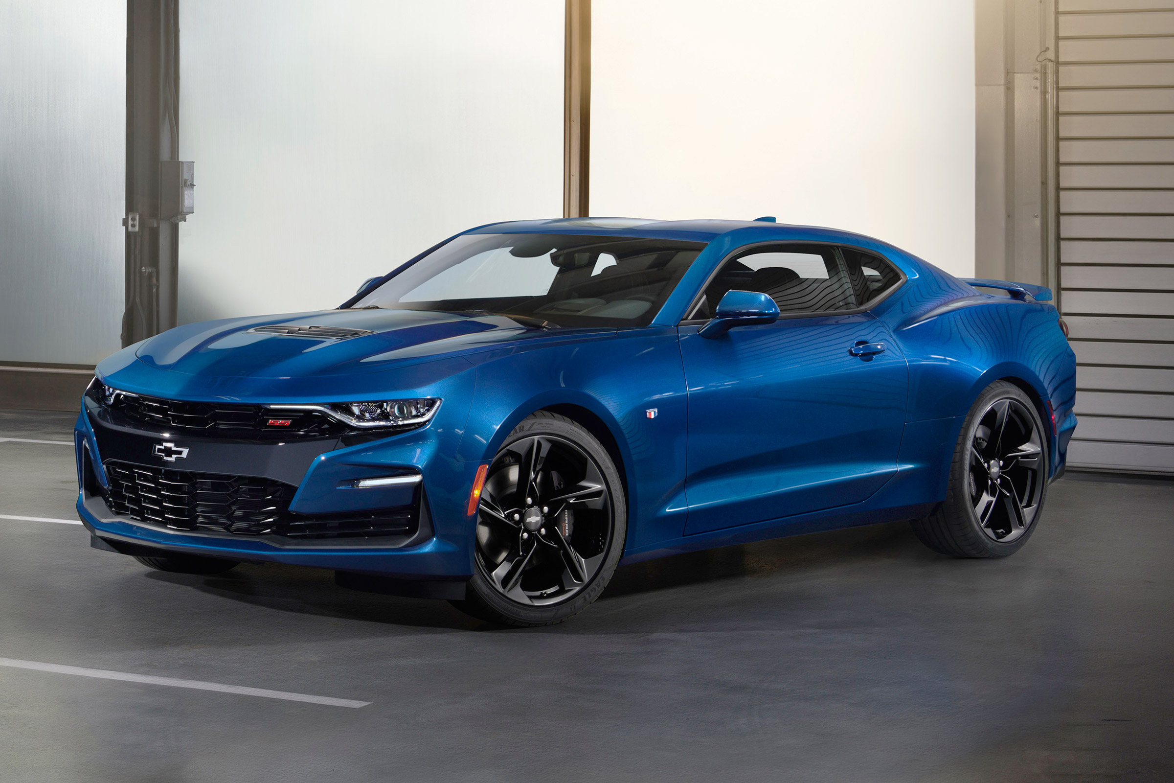 Chevrolet Camaro - front quearter