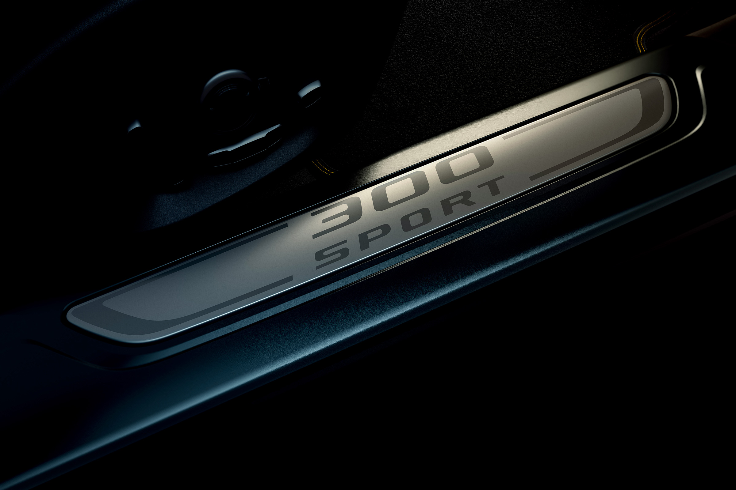 Jaguar 300 Sport models – sill