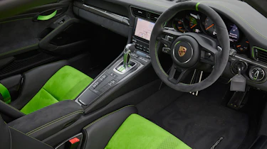 Porsche 911 GT3 RS 991.2 - interior