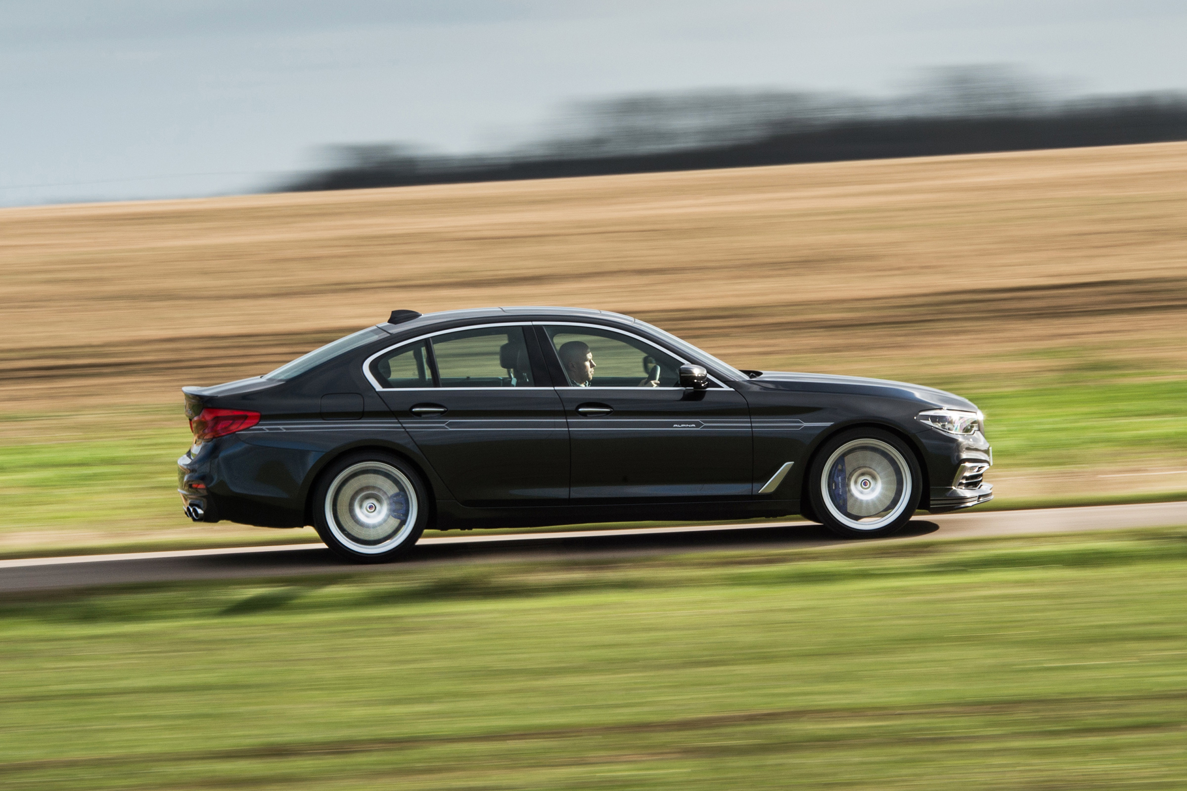 Alpina D5 S – side
