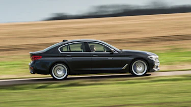 Alpina D5 S – side