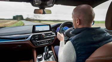 Alpina D5 S – over shoulder interior