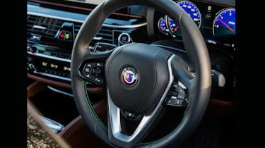Alpina D5 S – steering wheel