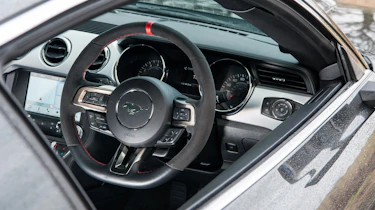 Steeda Q500 Enforcer – Interior