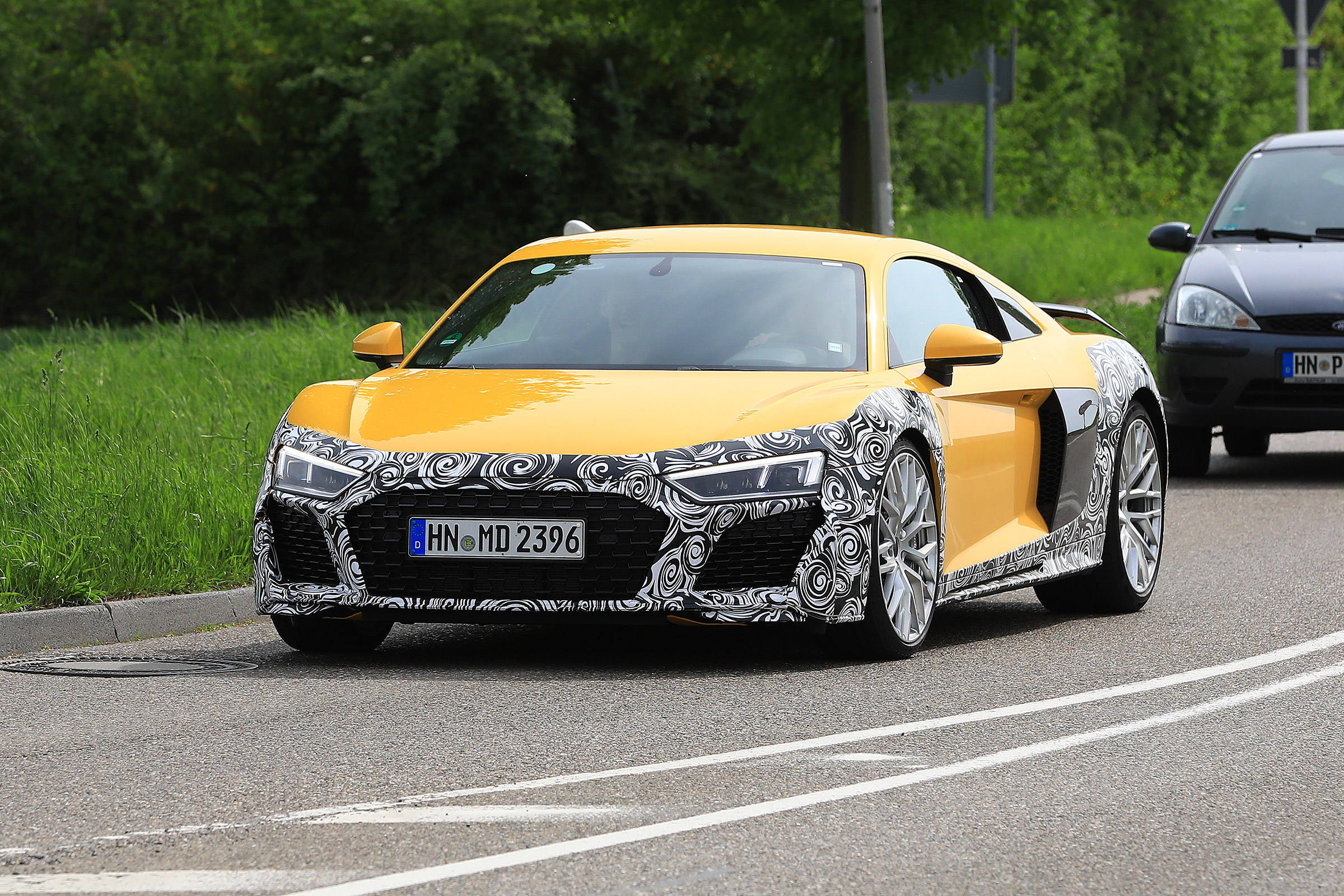 Audi R8 facelift - front