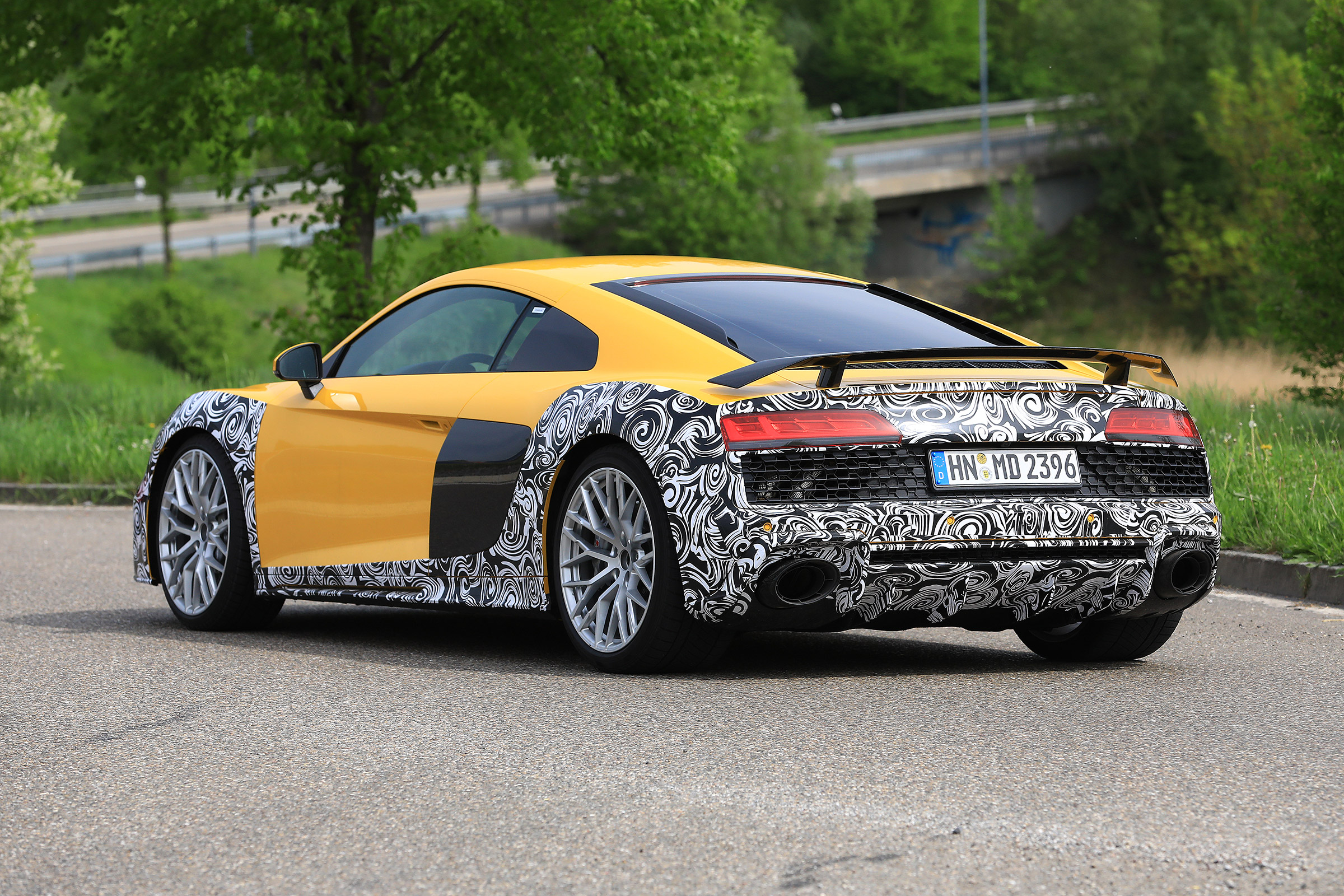 Audi R8 facelift - rear quarter