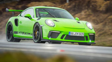 Porsche 911 GT3 RS 991.2 - front driving