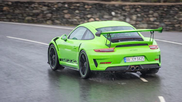 Porsche 911 GT3 RS 991.2 - rear