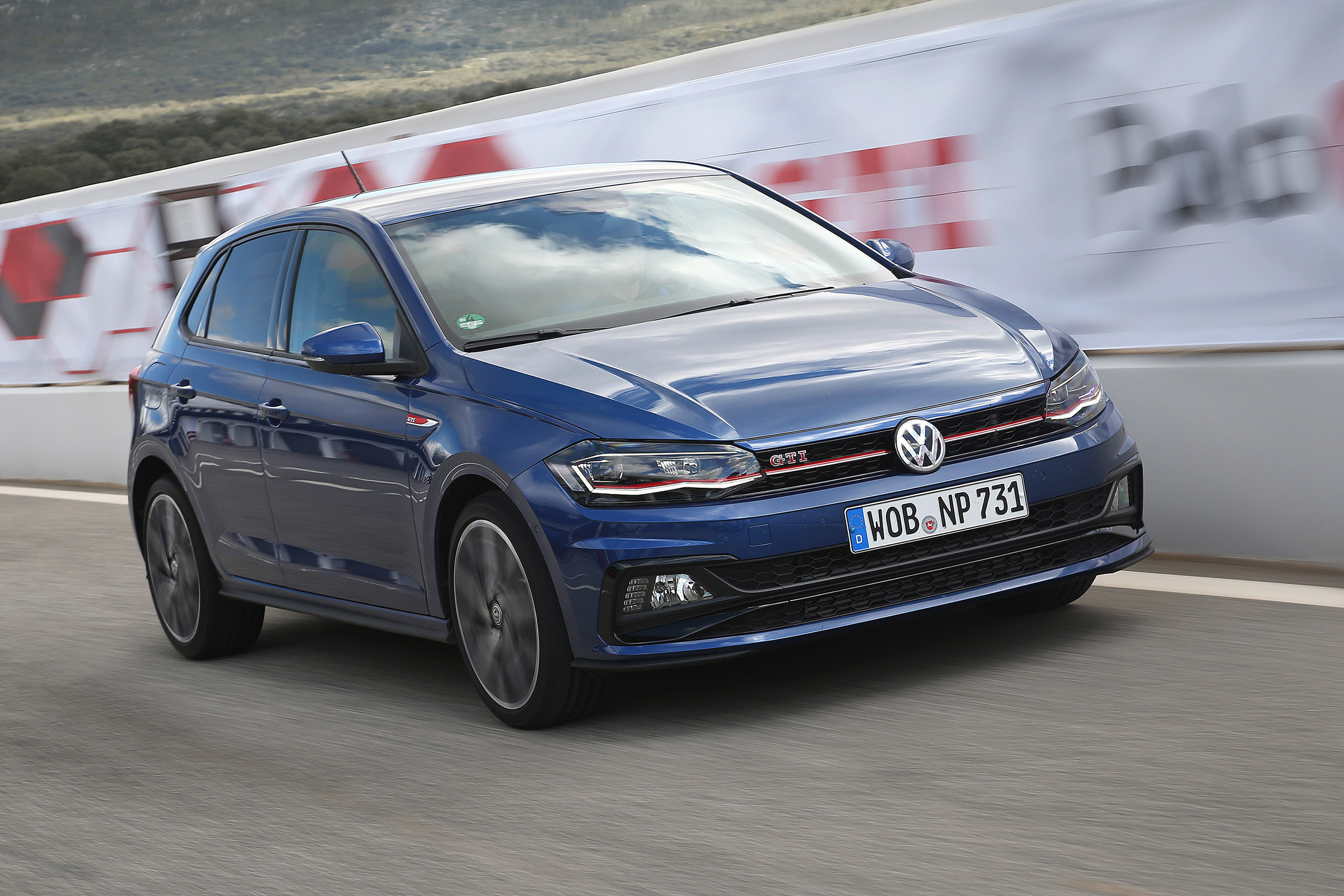Volkswagen Polo GTI - front quarter