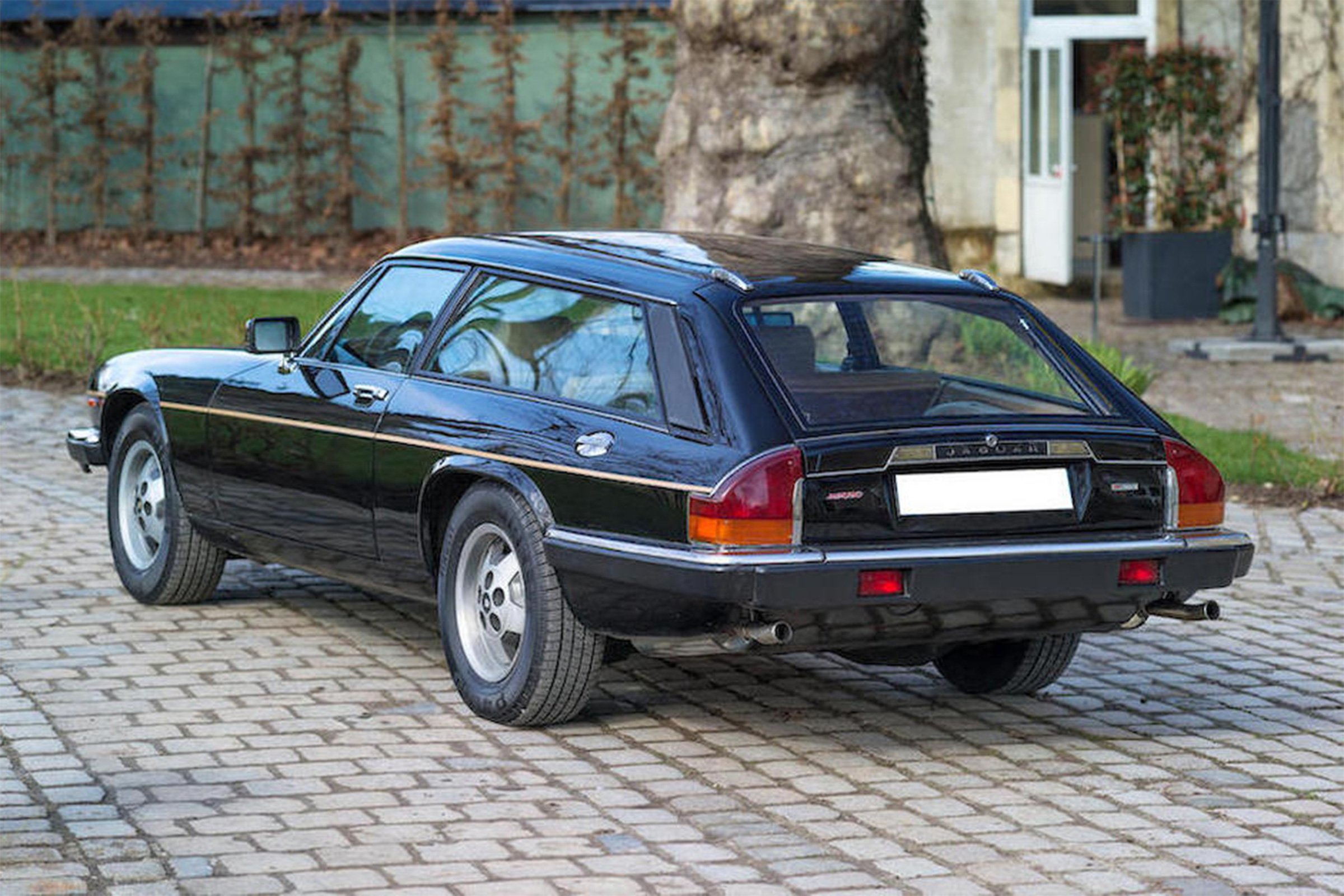 1984 JAGUAR XJS V12 LYNX "EVENTER" – rear quarter