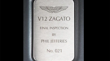 Aston Martin V12 Zagato Coupe – plaque