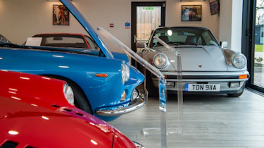 Bell Classics - Showroom
