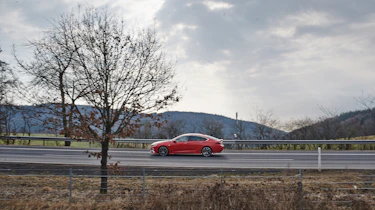 Vauxhall Insignia GSi Gran Sport – side