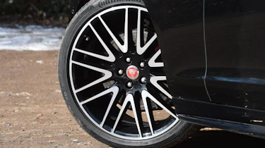 Jaguar XF S Sportbrake - wheels