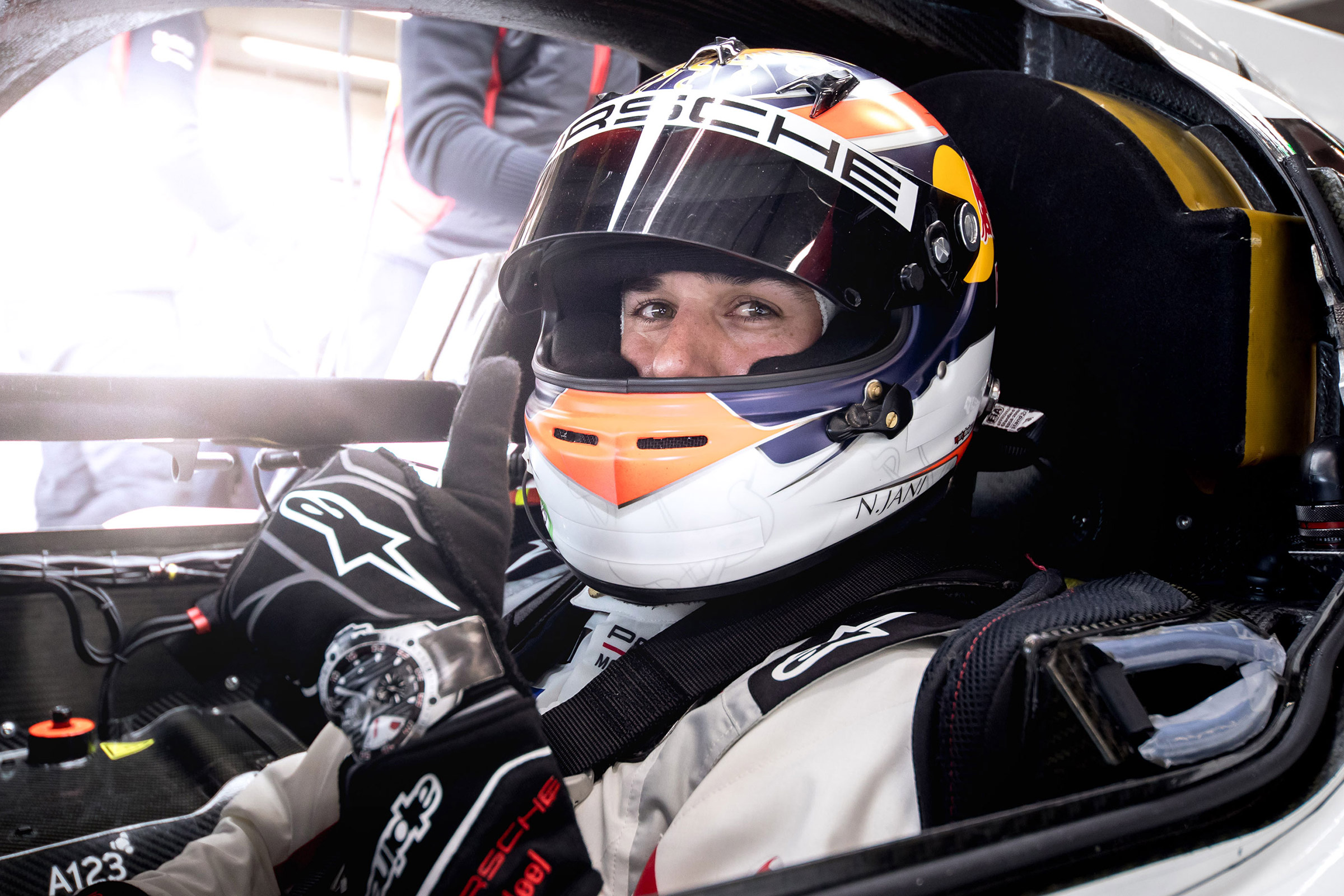 Porsche 919 tribute - driver