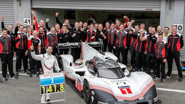Porsche 919 tribute - garage