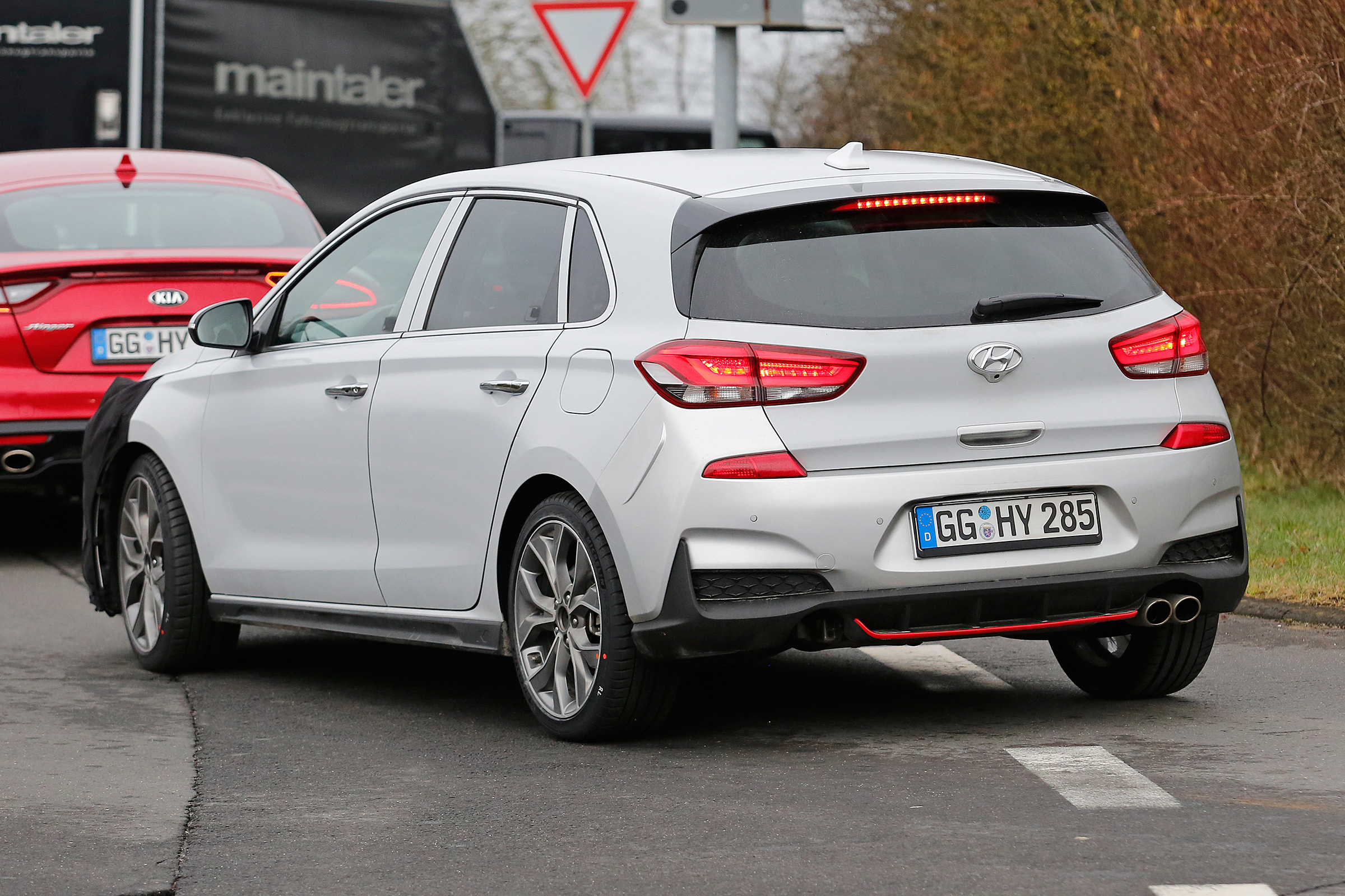 Hyundai i30 N Sport – rear quarter
