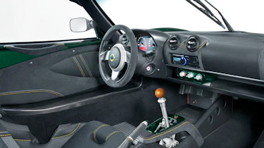 Lotus Exige 430 Cup Type 25 – cabin