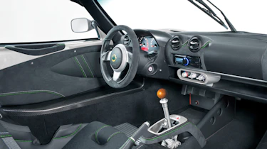 Lotus Exige 430 Cup Type 25 – cabin