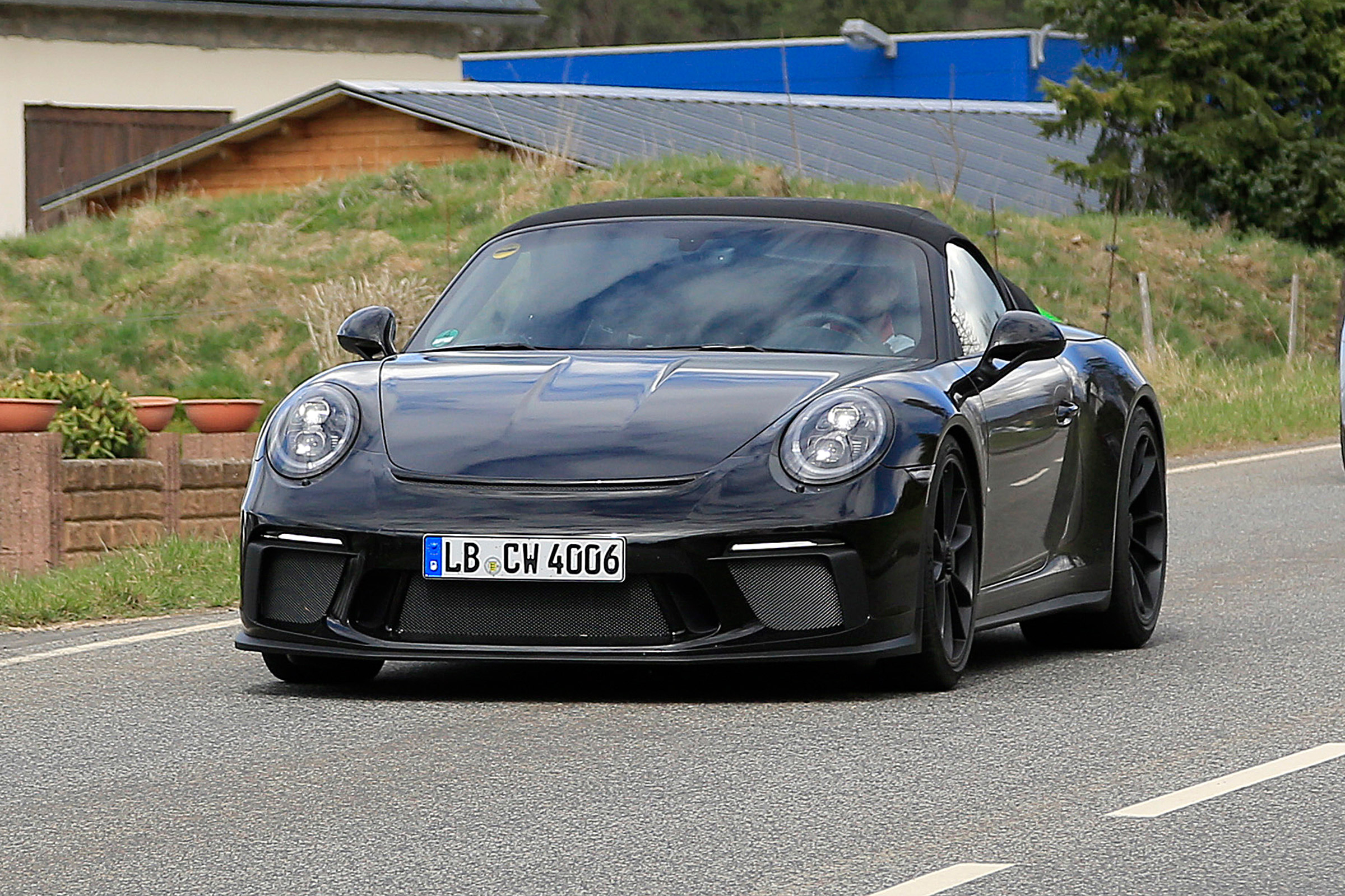 Porsche 911 Speedster spy - front