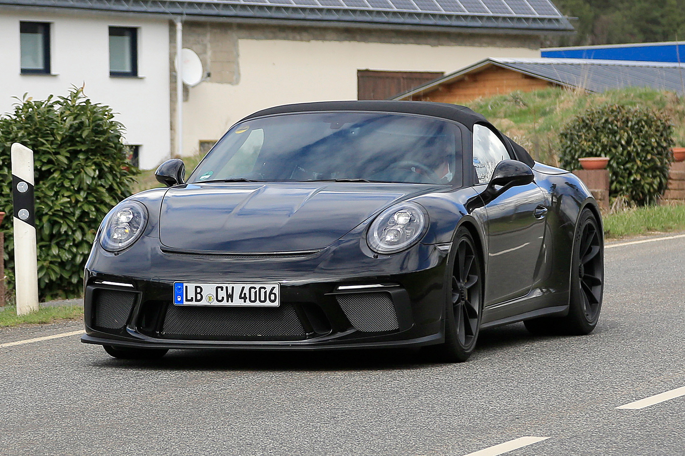 Porsche 911 Speedster spy - front